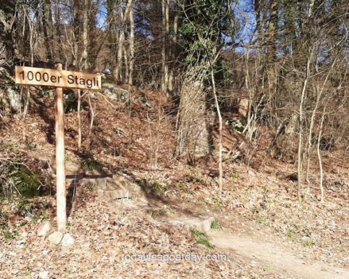 Hikes in Solothurn, 1000 Stägli, entrace sign to the forest