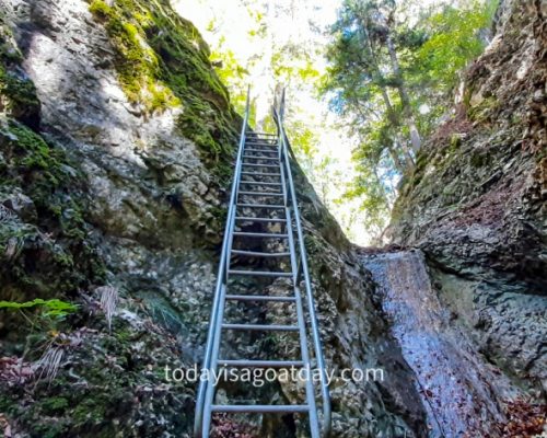 Hike in Olten, four meter high iron ladder