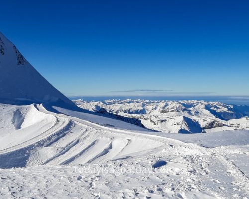 Top attraction in Switzerland, Plateau viewpoint, view of Jungfrau mountain