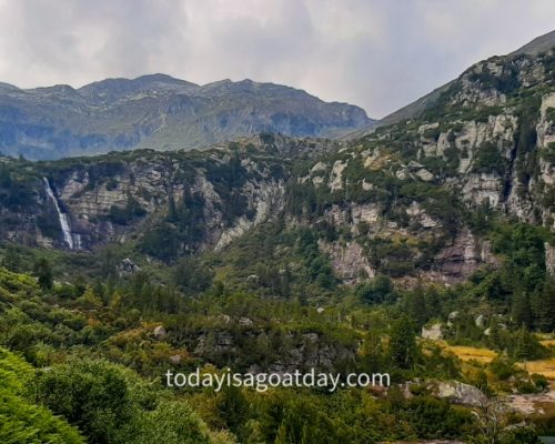 Hiking in Glaurus & St. Gallen, wild nature and waterfall along the Murgseen trail