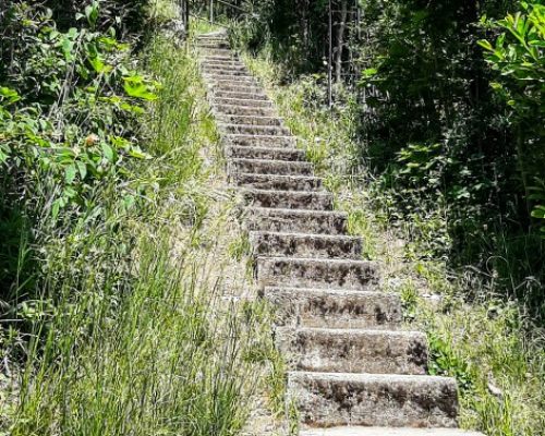 great hiking trail in Aargau, Lägern, Schartenfels stairs