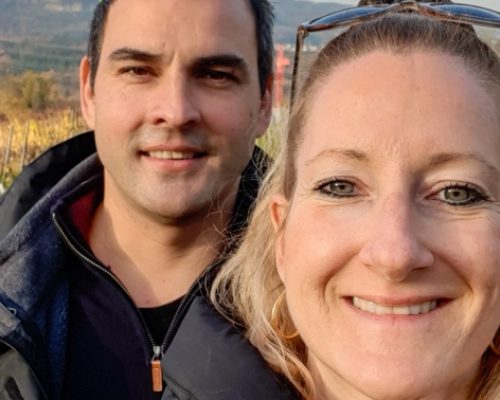 Activity in canton Aargau, couple taking selfie in the vineyards