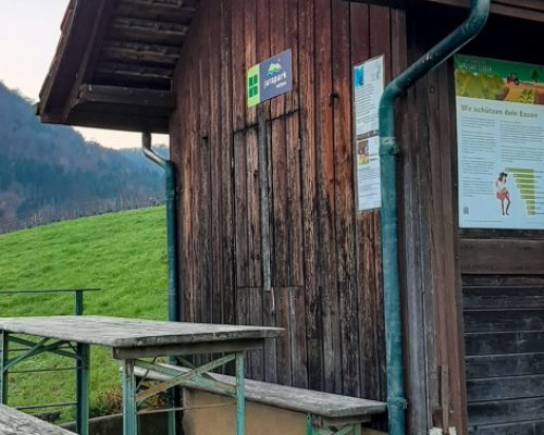 Activity in canton Aargau, hut in the Villiger vineyards